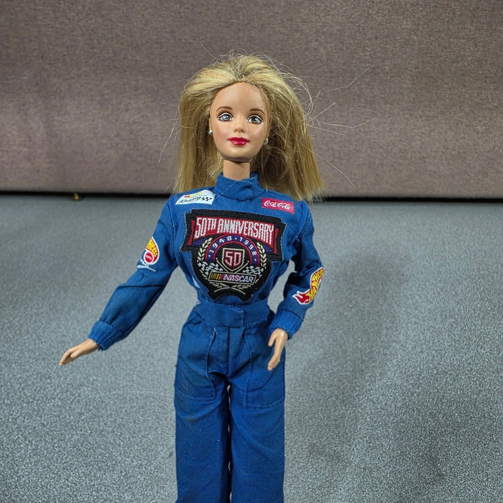Hotwheels.NASCAR.Barbie 50th Anniversary‎ Doll Blue Racing Suit 1998 Excellent